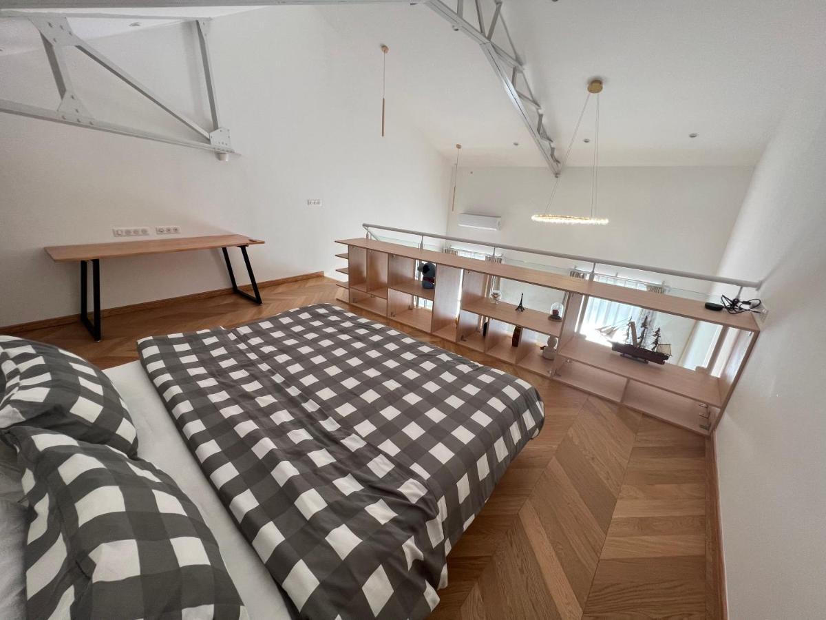 Suite Deluxe Au Carre Cathedrale En Hypercentre Saint Denis Exteriör bild