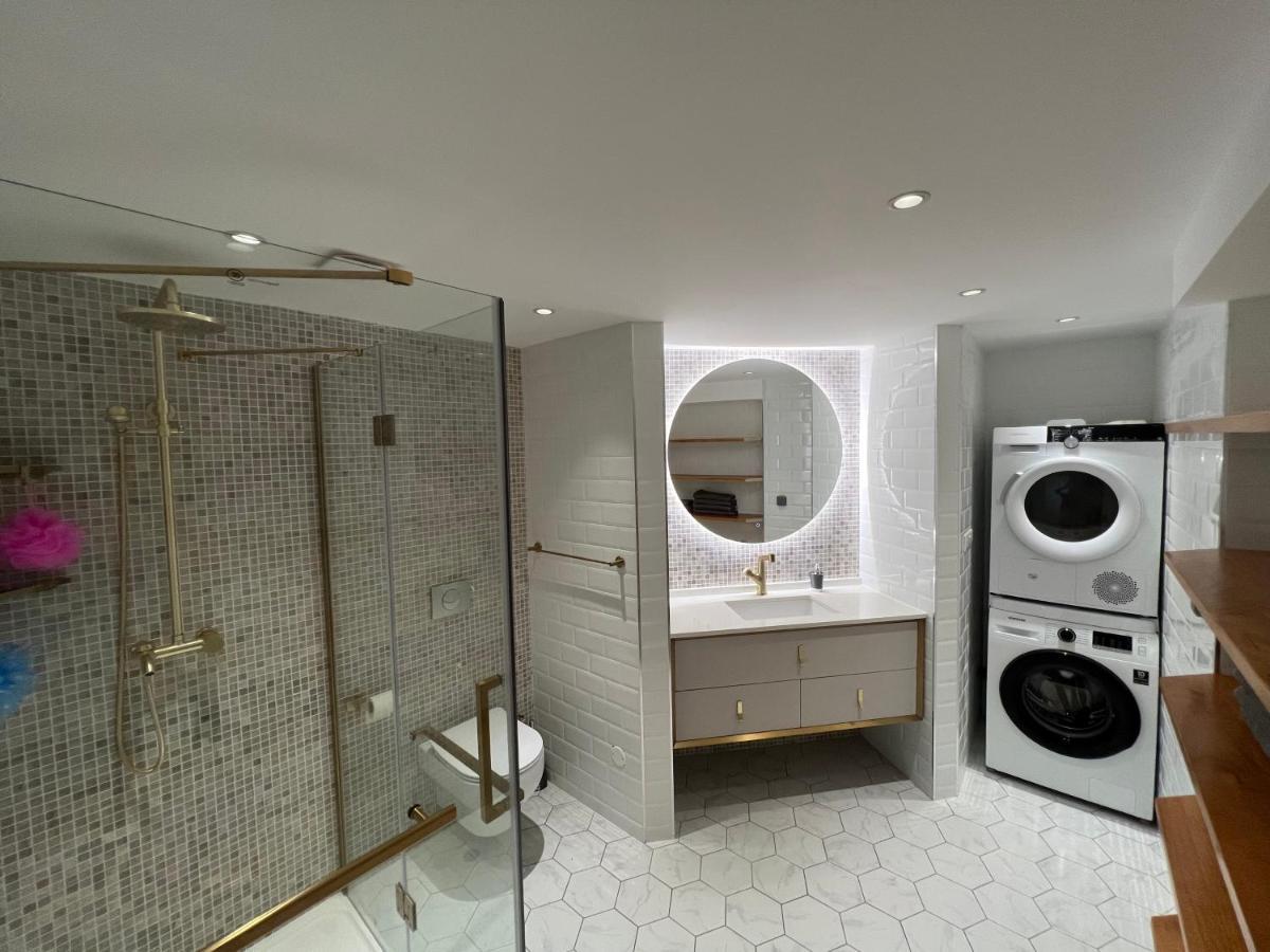 Suite Deluxe Au Carre Cathedrale En Hypercentre Saint Denis Exteriör bild