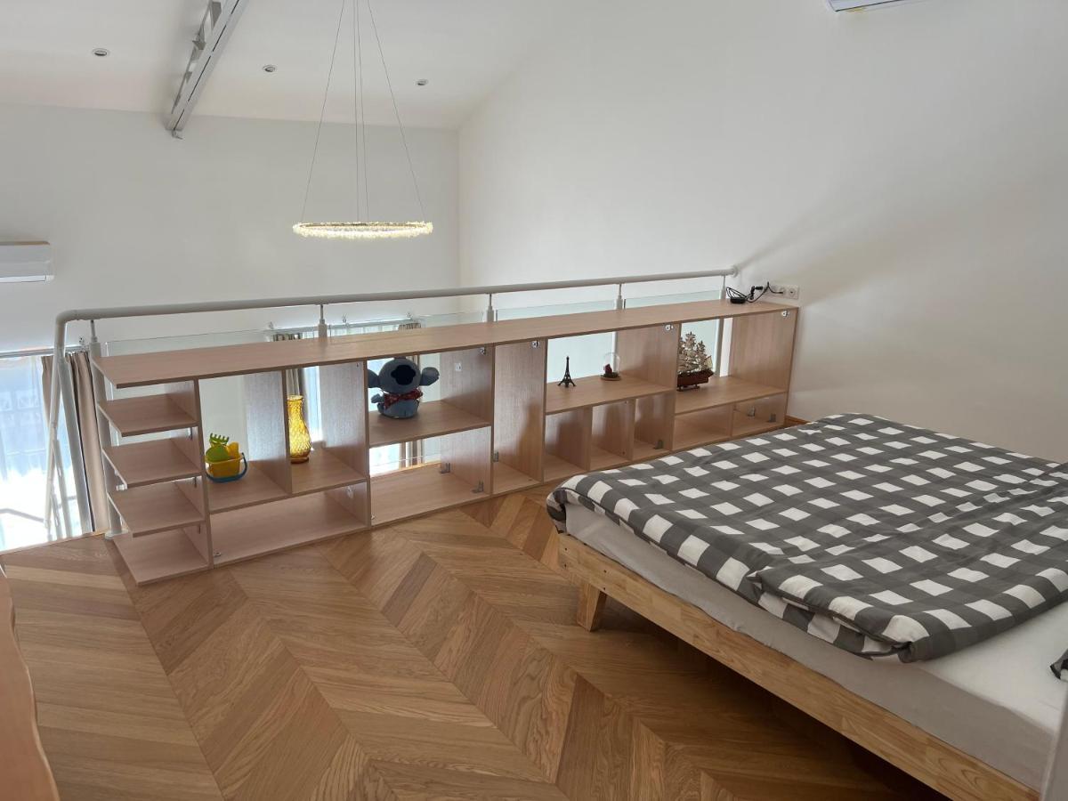 Suite Deluxe Au Carre Cathedrale En Hypercentre Saint Denis Exteriör bild